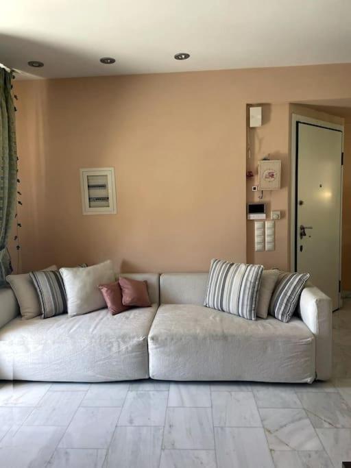 Maisonete Balcony & Parking Apartment *